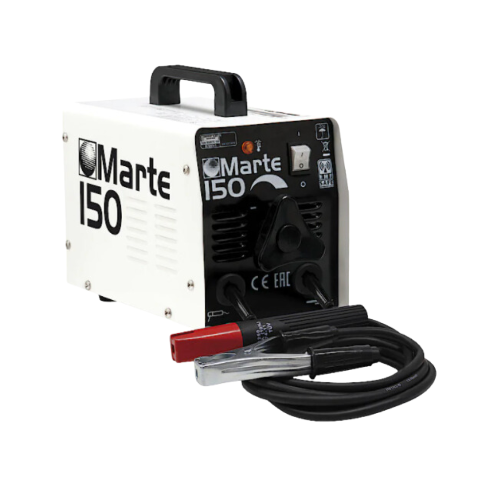 Marte 150 sveiseapparat: Kompakt og kraftig sveiseapparat med tilkoblingskabler, tilgjengelig hos NHM Utstyr.
